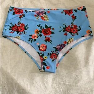 Floral high-waist bikini bottom - NEVER WORN